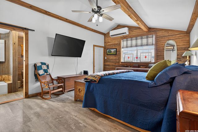 405 Coughran, Pleasanton, TX 78064