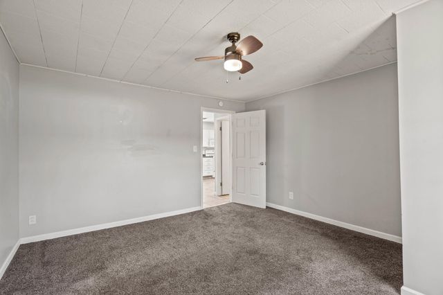 442 S JENKINS ST, Centralia, MO 65240