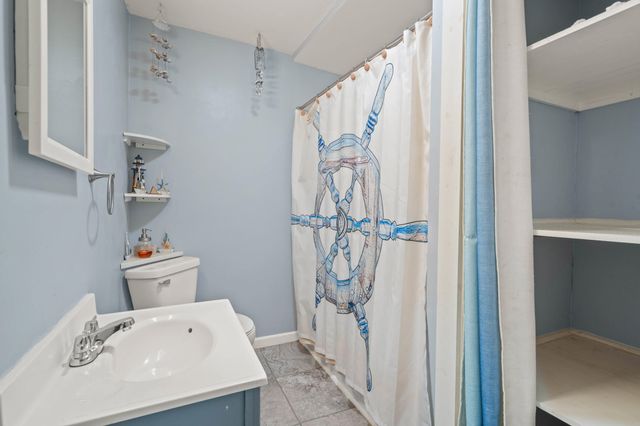 442 S JENKINS ST, Centralia, MO 65240