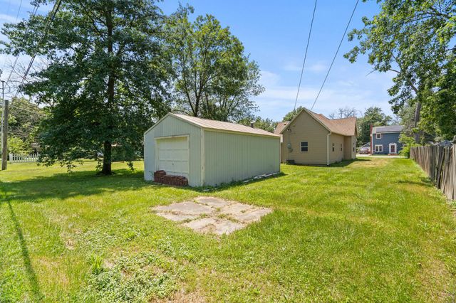 442 S JENKINS ST, Centralia, MO 65240