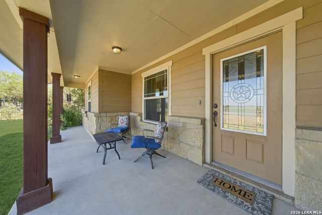 3690 RAKOWITZ RD, Adkins, TX 78101