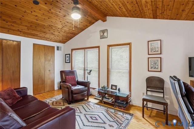 1474 Timber Rdg, Maidens, VA 23102