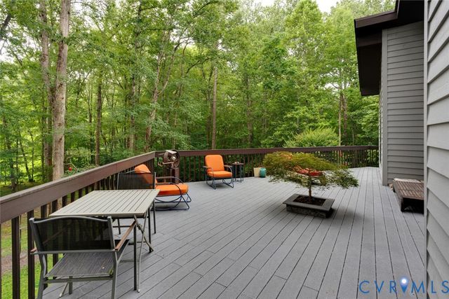 1474 Timber Rdg, Maidens, VA 23102