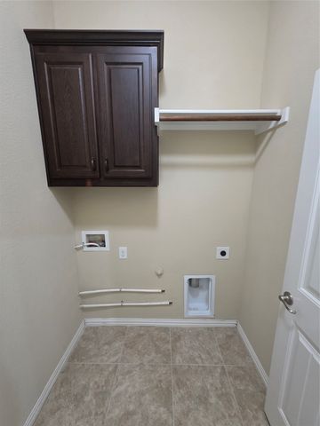 2016 Milano Lane, Lewisville, TX 75077