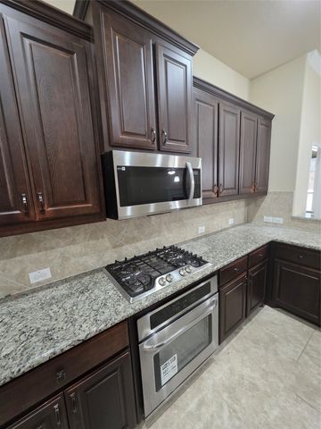 2016 Milano Lane, Lewisville, TX 75077
