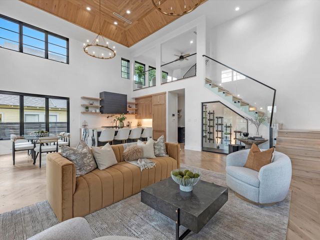 1030 Voight Street, Houston, TX 77009