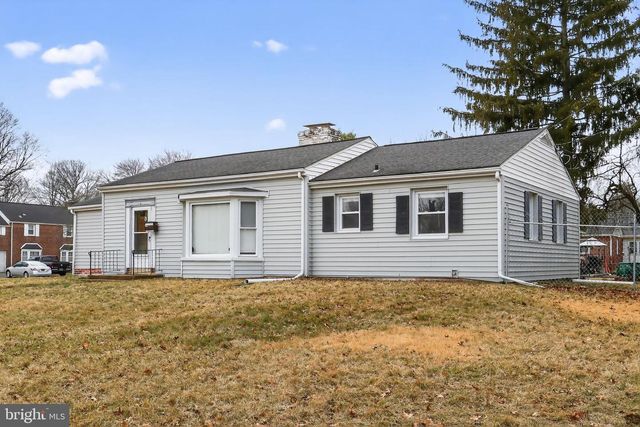 3 S GLEN AVE, New Castle, DE 19720