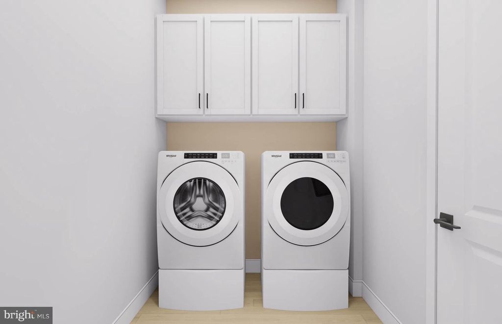 Image 10 of property listing at 125 KINSALE PL #101, National Harbor, MD 20745