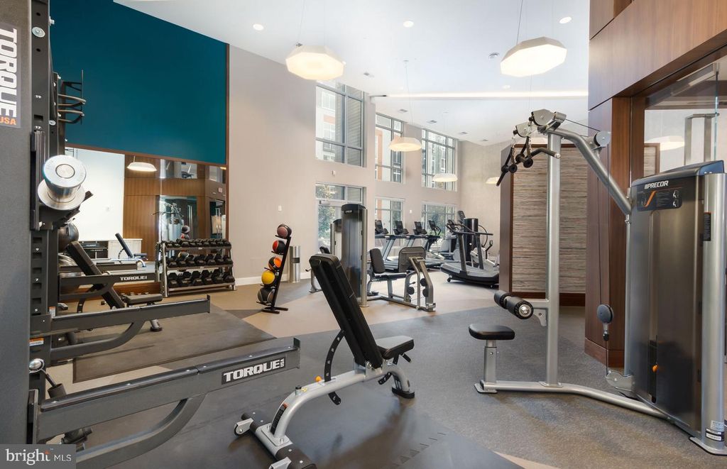 Image 23 of property listing at 125 KINSALE PL #101, National Harbor, MD 20745