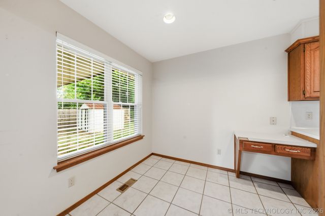 530 E D Street, Jenks, OK 74037