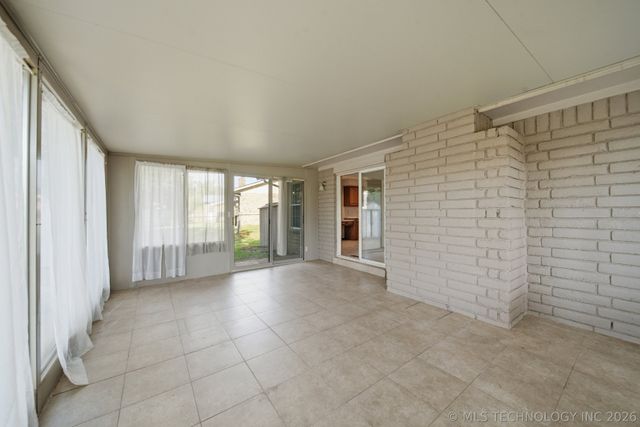 530 E D Street, Jenks, OK 74037