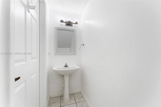 1120 W Lake St 0, Hollywood, FL 33020