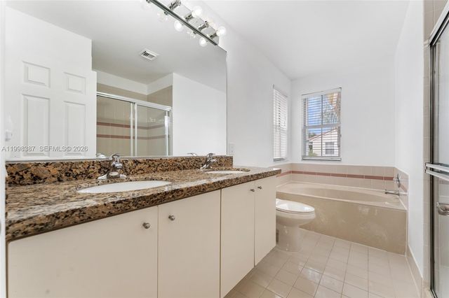 1120 W Lake St 0, Hollywood, FL 33020