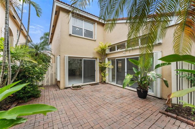 1120 W Lake St 0, Hollywood, FL 33020