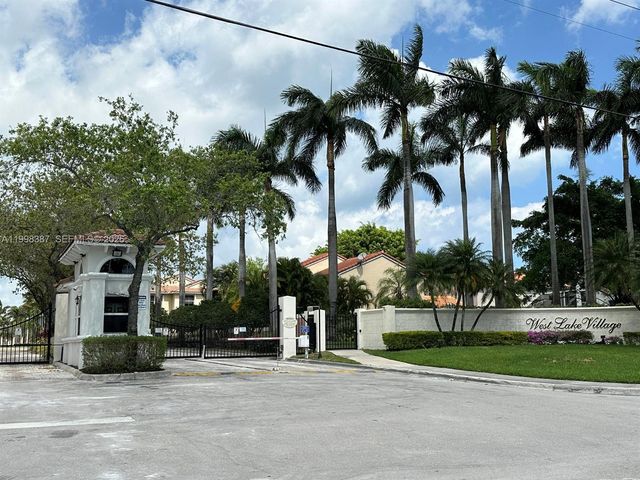 1120 W Lake St 0, Hollywood, FL 33020