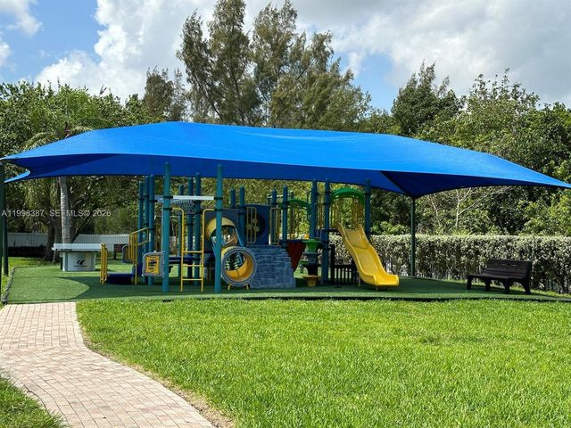 1120 W Lake St 0, Hollywood, FL 33020