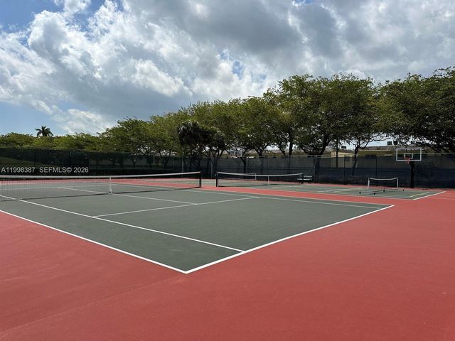 1120 W Lake St 0, Hollywood, FL 33020