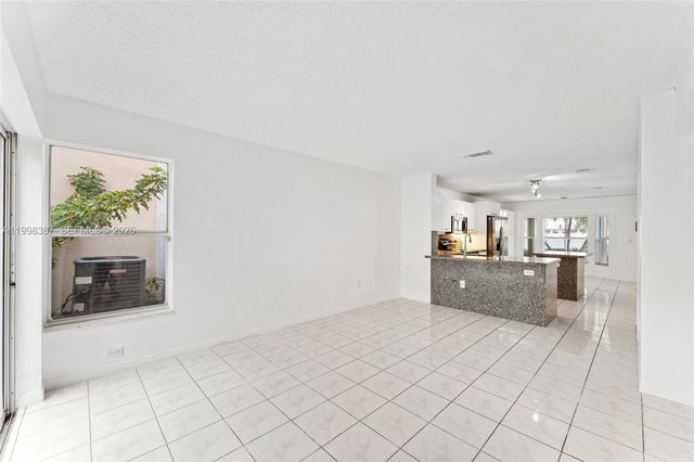 1120 W Lake St 0, Hollywood, FL 33020