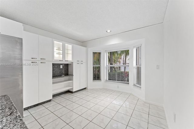 1120 W Lake St 0, Hollywood, FL 33020