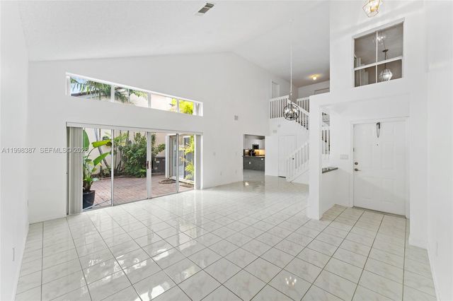 1120 W Lake St 0, Hollywood, FL 33020