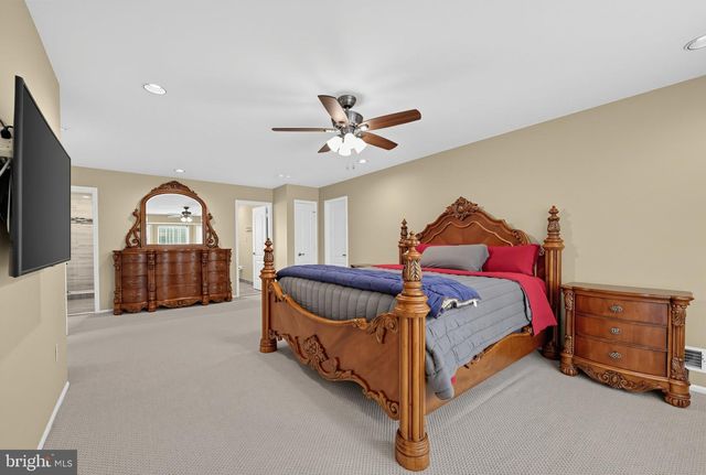 128 RENAISSANCE DR, Cherry Hill, NJ 08003