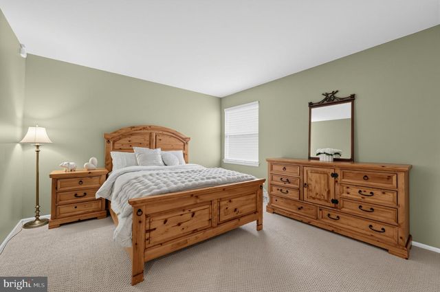 128 RENAISSANCE DR, Cherry Hill, NJ 08003