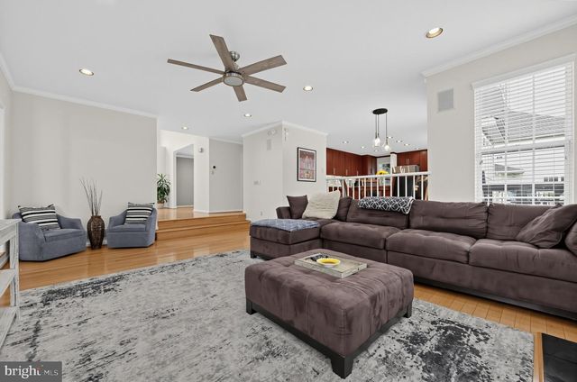 128 RENAISSANCE DR, Cherry Hill, NJ 08003