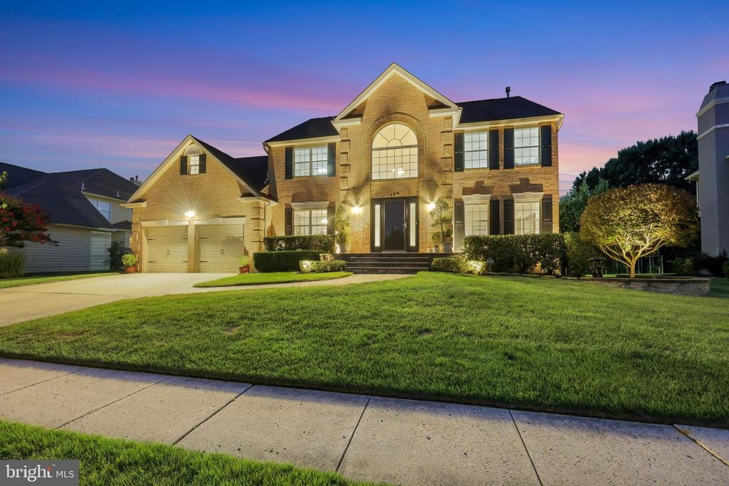 128 RENAISSANCE DR, Cherry Hill, NJ 08003