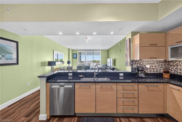 3000 Oasis Grand BLVD 505, Fort Myers, FL 33916