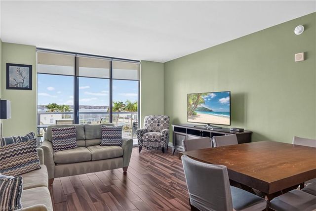 3000 Oasis Grand BLVD 505, Fort Myers, FL 33916