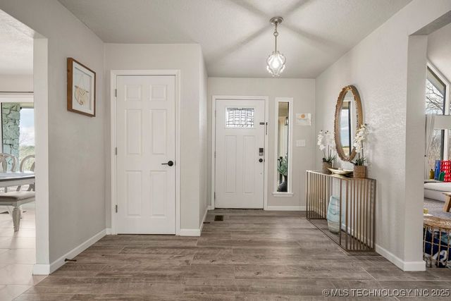 201 Oak Trail Road, Cleveland, OK 74020