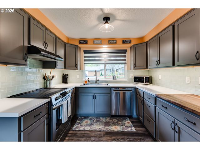 3980 MILL St, Eugene, OR 97405