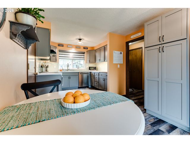 3980 MILL St, Eugene, OR 97405