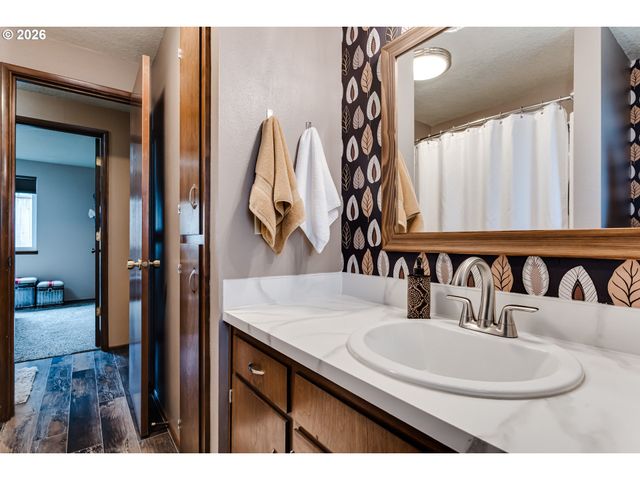 3980 MILL St, Eugene, OR 97405