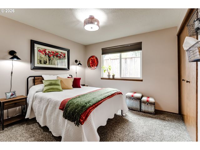 3980 MILL St, Eugene, OR 97405