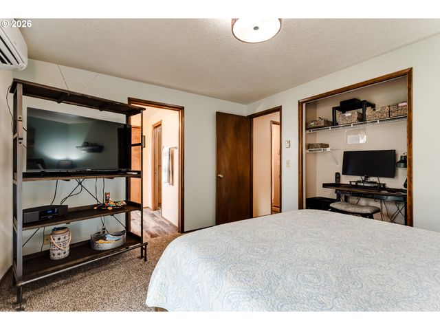 3980 MILL St, Eugene, OR 97405