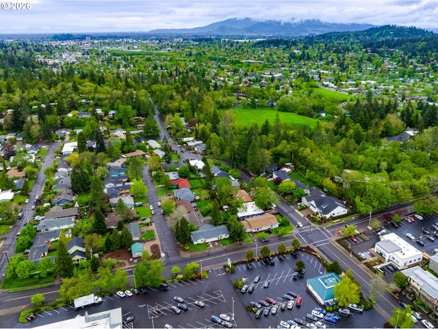 3980 MILL St, Eugene, OR 97405