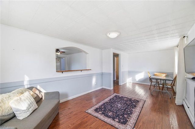 1160 Culver LN, Virginia Beach, VA 23454