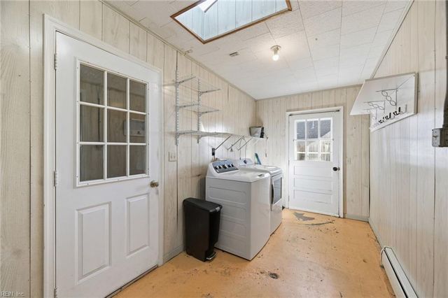 1160 Culver LN, Virginia Beach, VA 23454