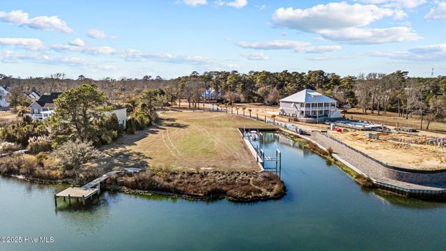 113 Cape Point Boulevard, Cape Carteret, NC 28584