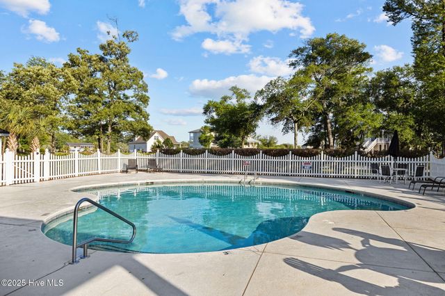 113 Cape Point Boulevard, Cape Carteret, NC 28584