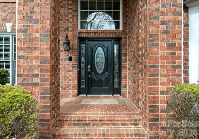 6612 Saunton Court, Charlotte, NC 28277