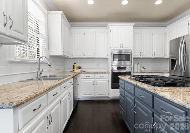 6612 Saunton Court, Charlotte, NC 28277