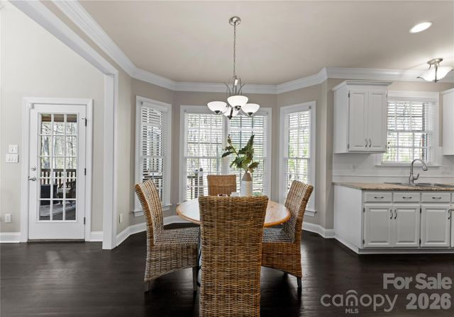 6612 Saunton Court, Charlotte, NC 28277