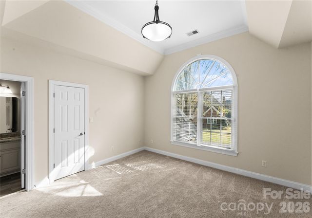 6612 Saunton Court, Charlotte, NC 28277