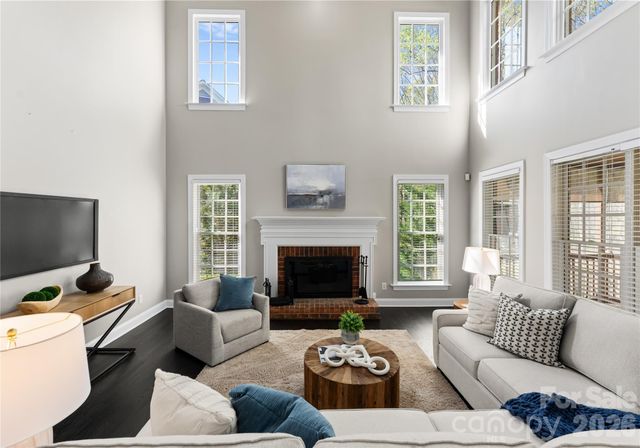 6612 Saunton Court, Charlotte, NC 28277