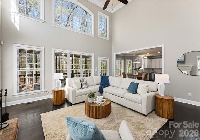 6612 Saunton Court, Charlotte, NC 28277