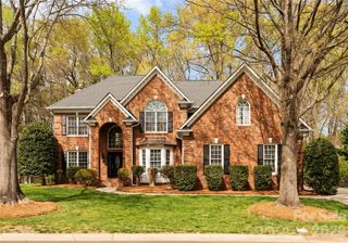 6612 Saunton Court, Charlotte, NC 28277
