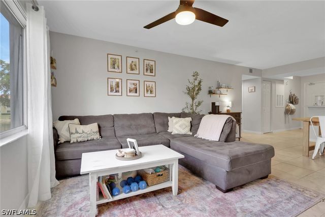 8304 Key Royal CIR 1723, Naples, FL 34119