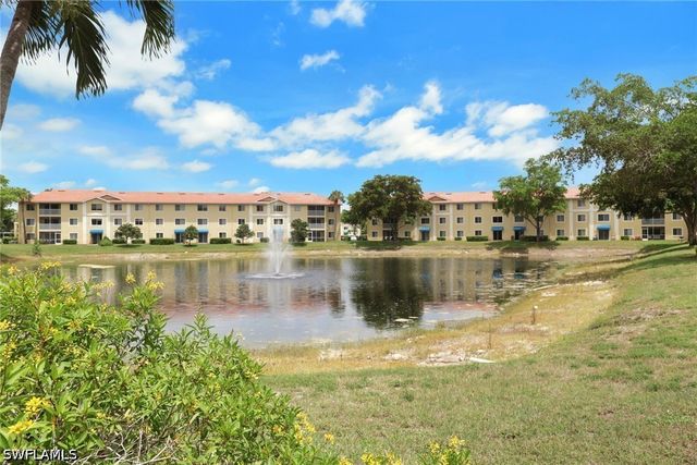 8304 Key Royal CIR 1723, Naples, FL 34119
